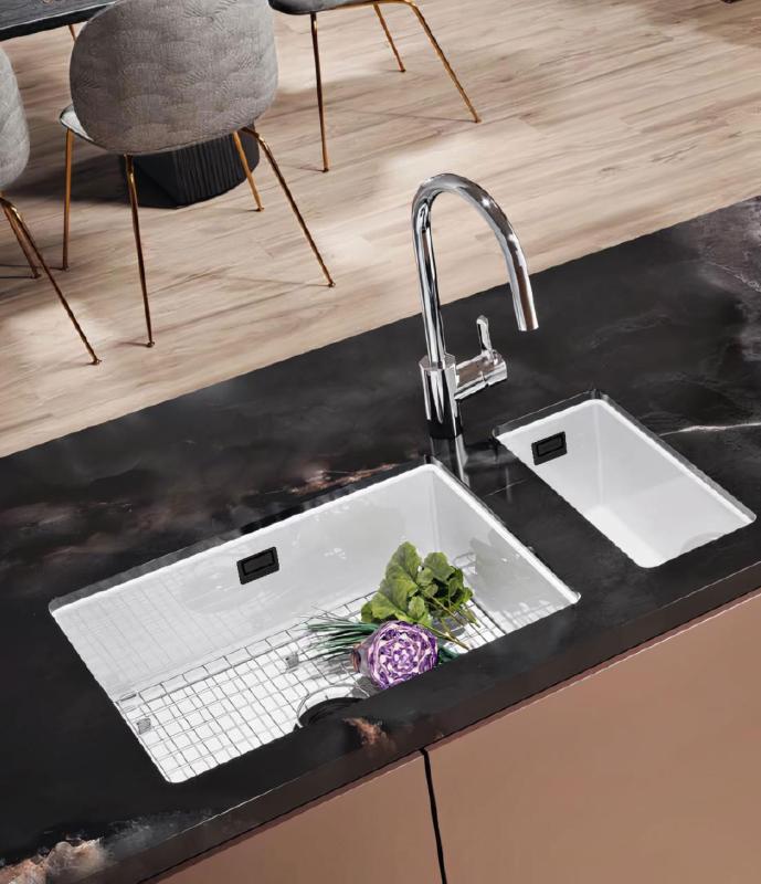 Ausmann Ceramic Ember Keramische Witte halve Spoelbak Opbouw en Onderbouw 174 x 400 mm met Zwarte plug 1208971504