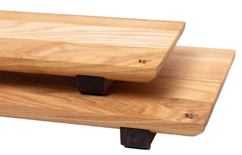 Woodsea Sushi S - Essenhouten Sushiplank met walnotenhouten pootjes 30x12 cm 1208971584